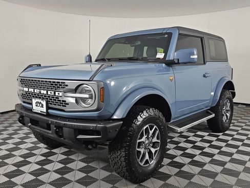 Used 2024 Ford Bronco Badlands image 7