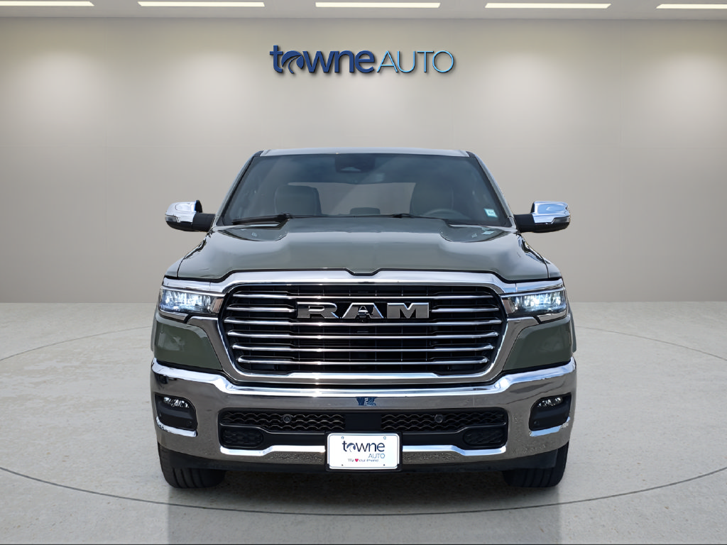Used 2026 RAM 1500 Laramie AWD/4WD image 9