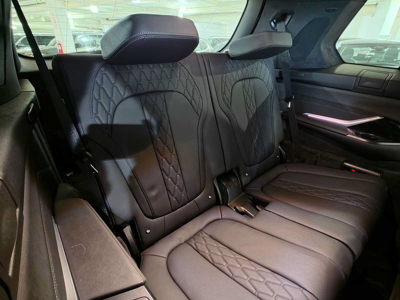 Used 2024 BMW X7 M60i w/ Executive Package AWD/4WD image 14
