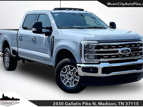 Used 2024 Ford F250 Lariat AWD/4WD image 1