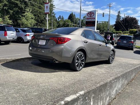 Certified 2019 Toyota Corolla SE w/ Carpet Mat Package (TMS) FWD image 7