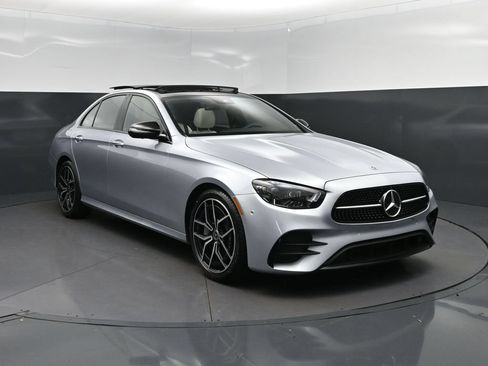 Used 2023 Mercedes-Benz E 350 Sedan image 9