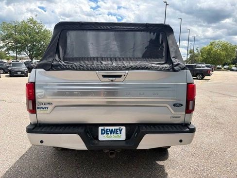 Used 2019 Ford F150 Platinum w/ Equipment Group 701A Luxury AWD/4WD image 4