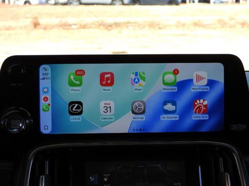 Used 2023 Lexus LX 600 F Sport image 43