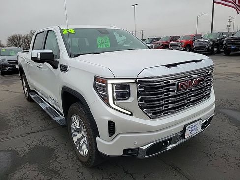 Used 2024 GMC Sierra 1500 Denali image 2