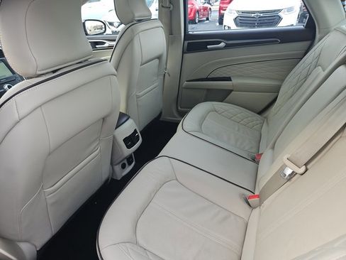 Used 2017 Ford Fusion Platinum image 23