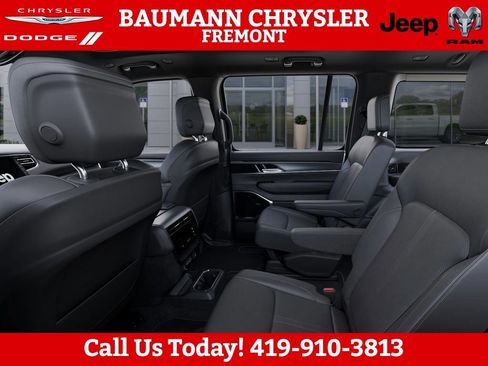 New 2026 Jeep Grand Wagoneer Limited AWD/4WD image 23