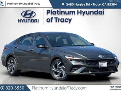 Used 2025 Hyundai Elantra Sport