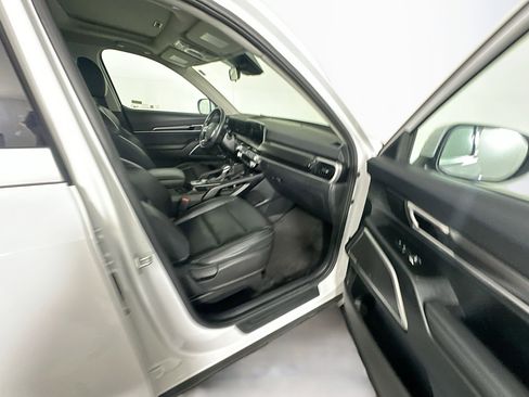 Used 2025 Kia Telluride S image 34