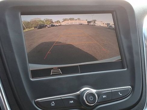 Used 2024 Chevrolet Equinox LT AWD/4WD image 4