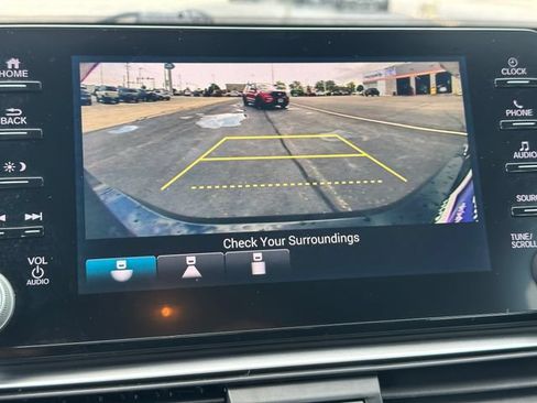 Used 2018 Honda Accord Sport image 26