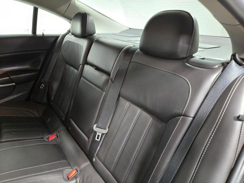 Used 2016 Buick Regal Premium image 30