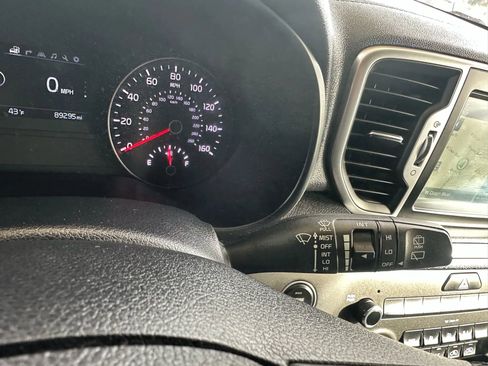 Used 2017 Kia Sportage EX w/ EX Technology Package image 14