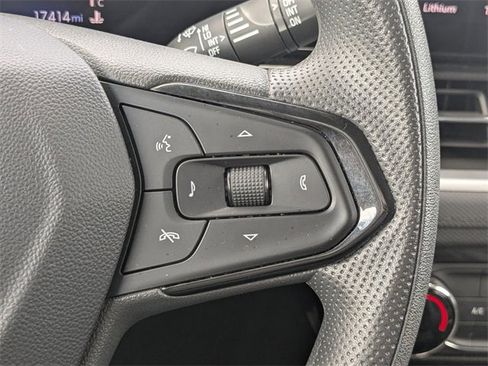 Used 2025 Chevrolet TrailBlazer LT image 28