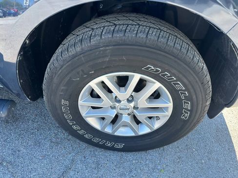 Used 2016 Nissan Frontier SV w/ SV Value Truck Package AWD/4WD image 27