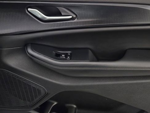 Used 2023 Jeep Grand Cherokee Altitude image 30