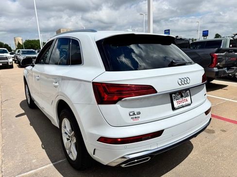 Used 2023 Audi Q5 2.0T Premium w/ Convenience Package AWD/4WD image 9
