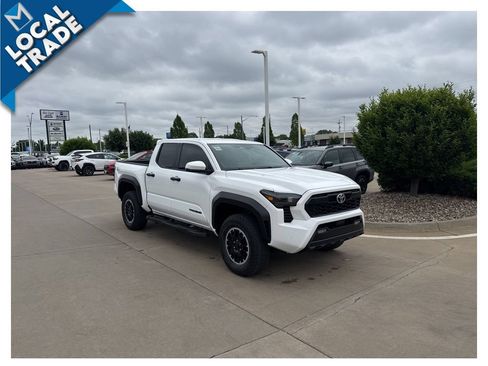 Used 2024 Toyota Tacoma TRD Off-Road w/ TRD Off Road Upgrade Package AWD/4WD image 3