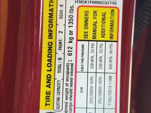 Used 2022 Ford Explorer Limited w/ Limited Technology Package image 24