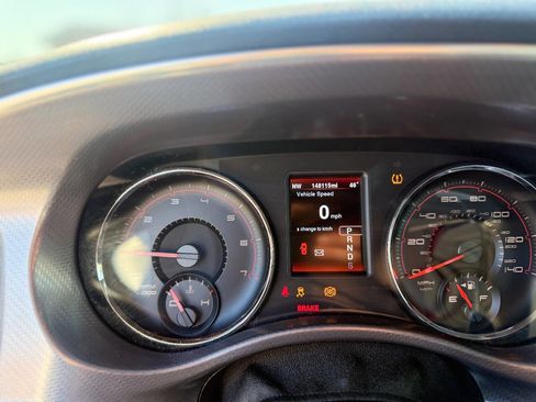 Used 2014 Dodge Charger SXT w/ Blacktop Package image 10