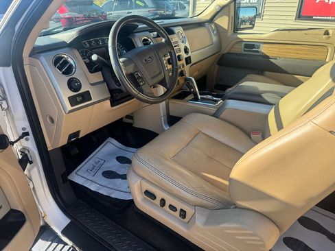 Used 2011 Ford F150 Lariat w/ Lariat Chrome Pkg image 9
