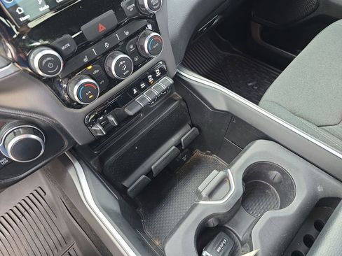 Used 2022 RAM 1500 Big Horn AWD/4WD image 25