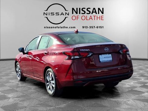 New 2025 Nissan Versa SV w/ Trunk Package FWD image 3