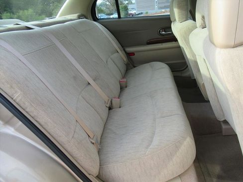Used 2005 Buick Le Sabre Custom image 24