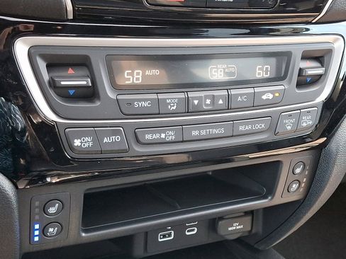New 2026 Honda Ridgeline Black Edition image 13