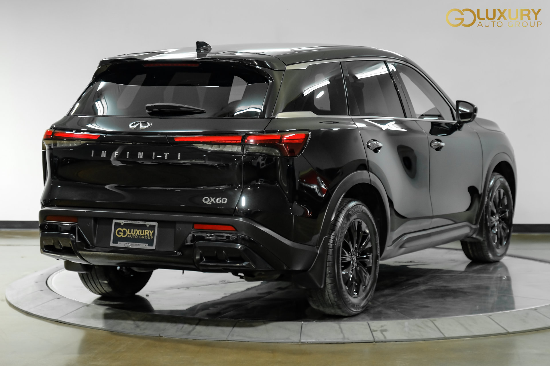 Used 2024 INFINITI QX60 Pure FWD image 10