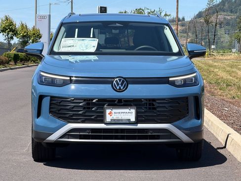 New 2026 Volkswagen Tiguan SE AWD/4WD image 8
