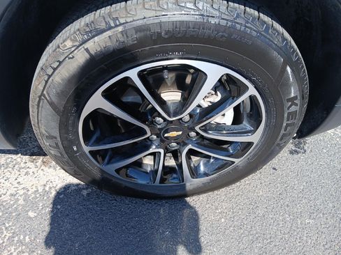 Used 2025 Chevrolet TrailBlazer LT FWD image 8