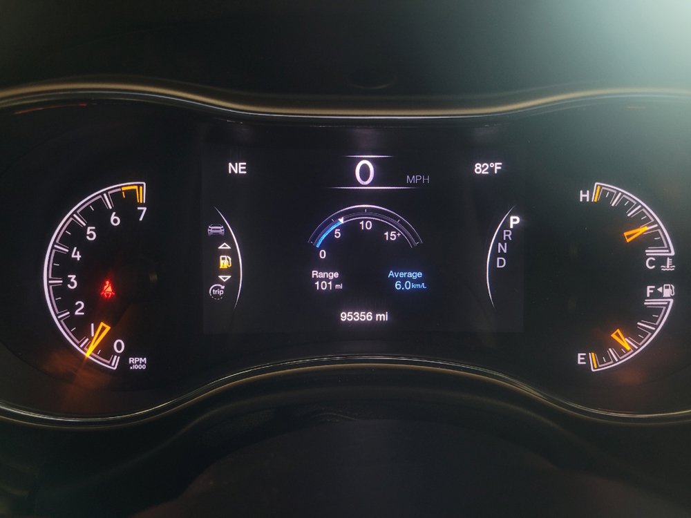 Used 2017 Jeep Grand Cherokee Limited AWD/4WD image 23