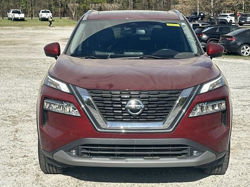 Used 2021 Nissan Rogue SL image 2