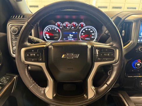 Used 2021 Chevrolet Silverado 1500 LT Trail Boss image 15