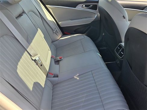 Used 2023 Genesis G70 2.0T w/ Sport Prestige Package image 15