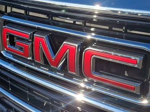 New 2026 GMC Yukon XL Elevation image 19