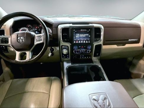 Used 2014 RAM 1500 Laramie AWD/4WD image 9