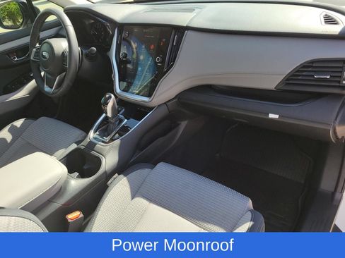 Used 2025 Subaru Outback Premium AWD/4WD image 8