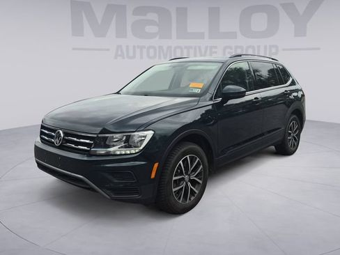 Used 2019 Volkswagen Tiguan SE AWD/4WD image 1