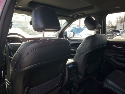 Certified 2023 Jeep Grand Cherokee L Laredo image 14