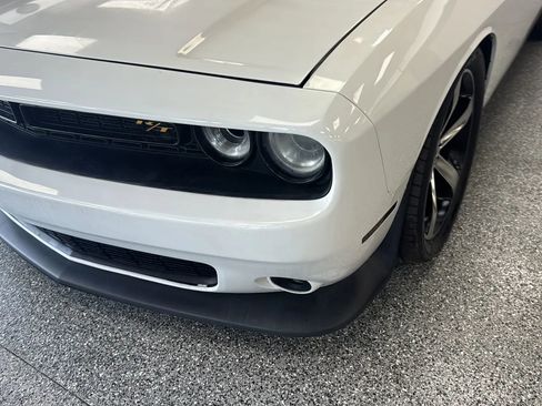 Used 2015 Dodge Challenger R/T Plus RWD image 25