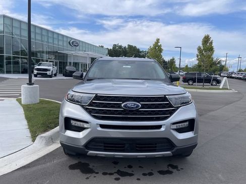 Certified 2023 Ford Explorer XLT w/ Equipment Group 202A AWD/4WD image 8