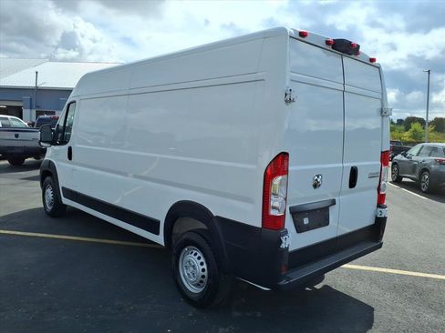 Used 2025 RAM ProMaster 2500 w/ Convenience Group image 7