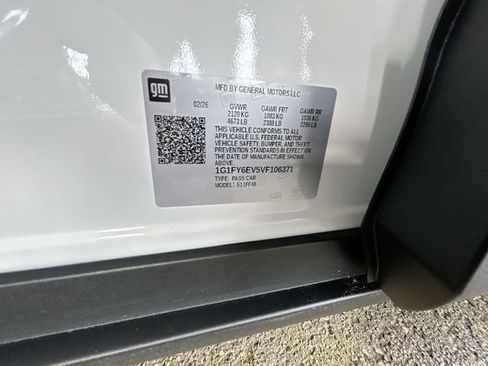 New 2027 Chevrolet Bolt LT image 31