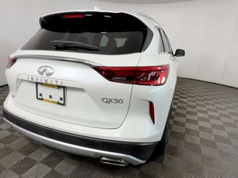 Used 2020 INFINITI QX50 Luxe w/ Cargo Package AWD/4WD image 5