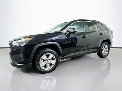 Used 2024 Toyota RAV4 XLE image 3