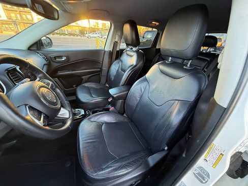 Used 2017 Jeep Compass Limited image 10