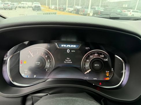 New 2026 RAM 1500 Big Horn AWD/4WD image 15