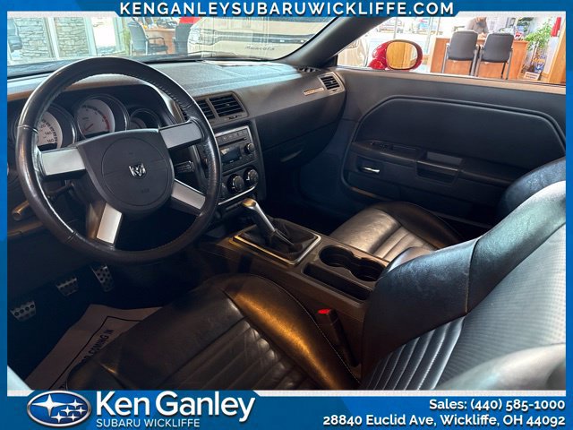 Used 2009 Dodge Challenger R/T RWD image 5